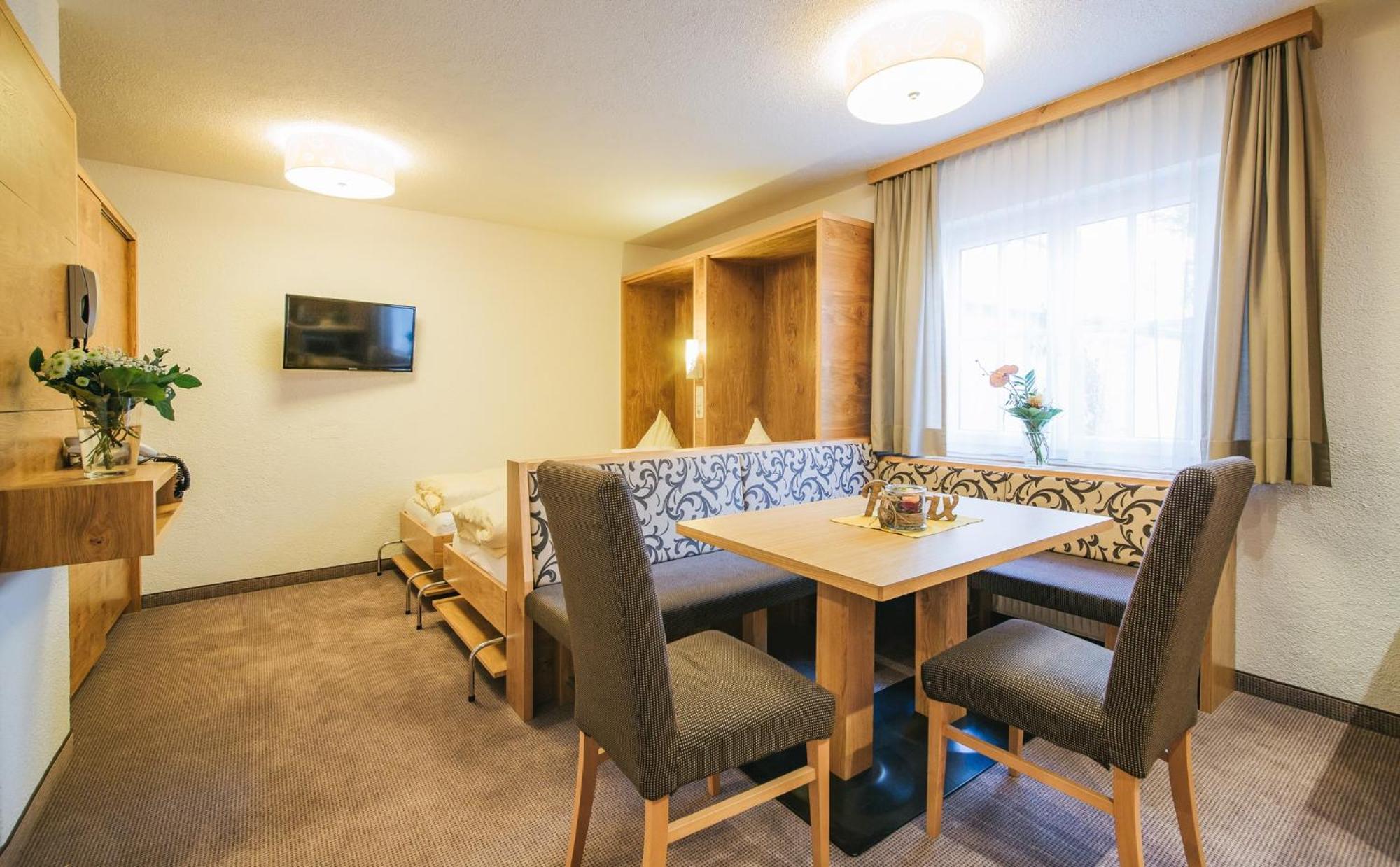 Arlen Lodge Hotel Inkl Premium Karte Im Sommer Санкт-Антон-ам-Арльберг Екстер'єр фото